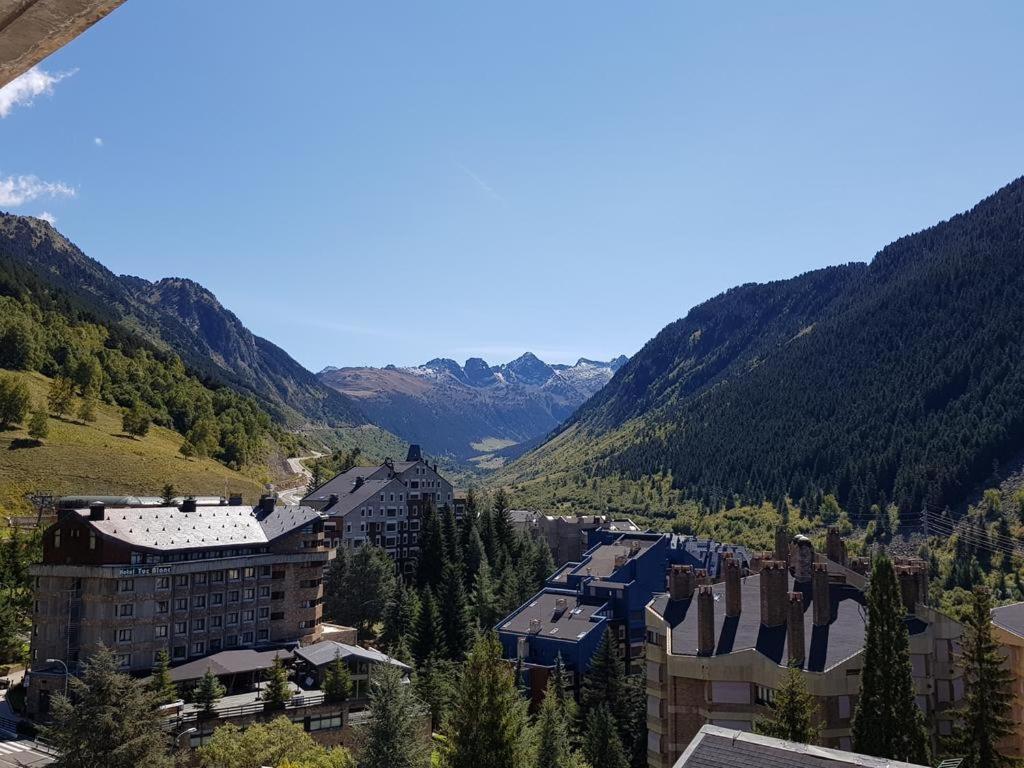 Apartamento Aguilera Apartment Naut Aran Екстериор снимка